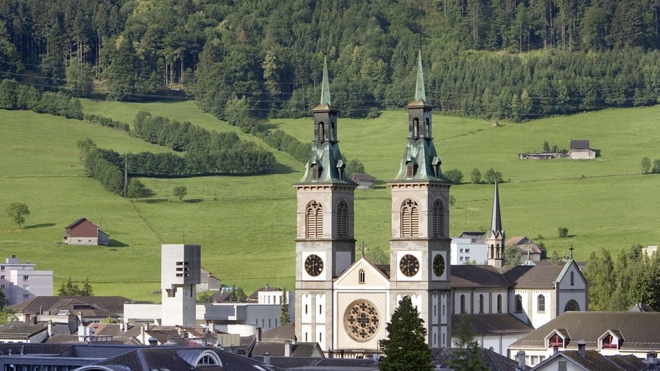 JFDP Glarus findet Kirchensteuer für Firmen ungerecht