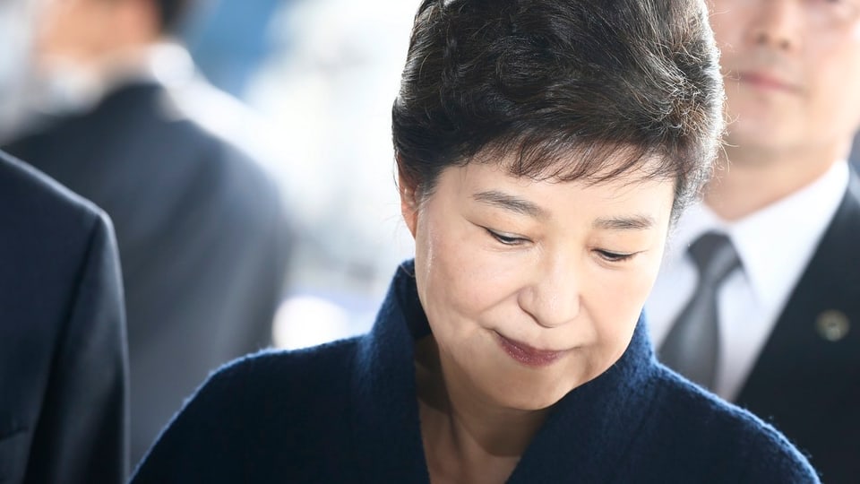 Park Geun-hye zu 24 Jahren Gefängnis verurteilt