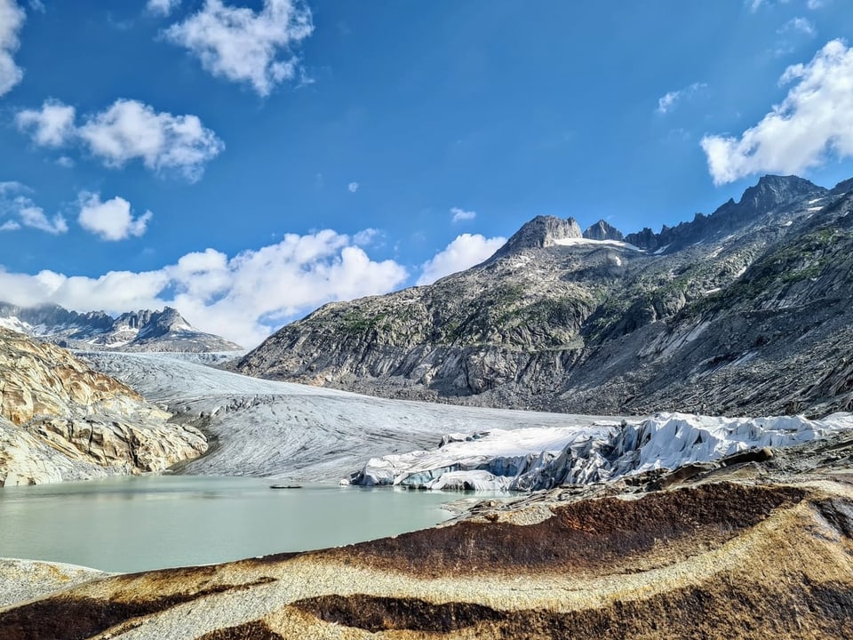 Rhonegletscher im Juni 2020 Blick auf die Gletscherzunge