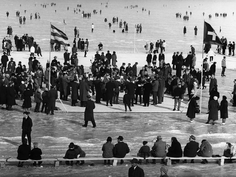 Menschenmenge auf dem Bodensee