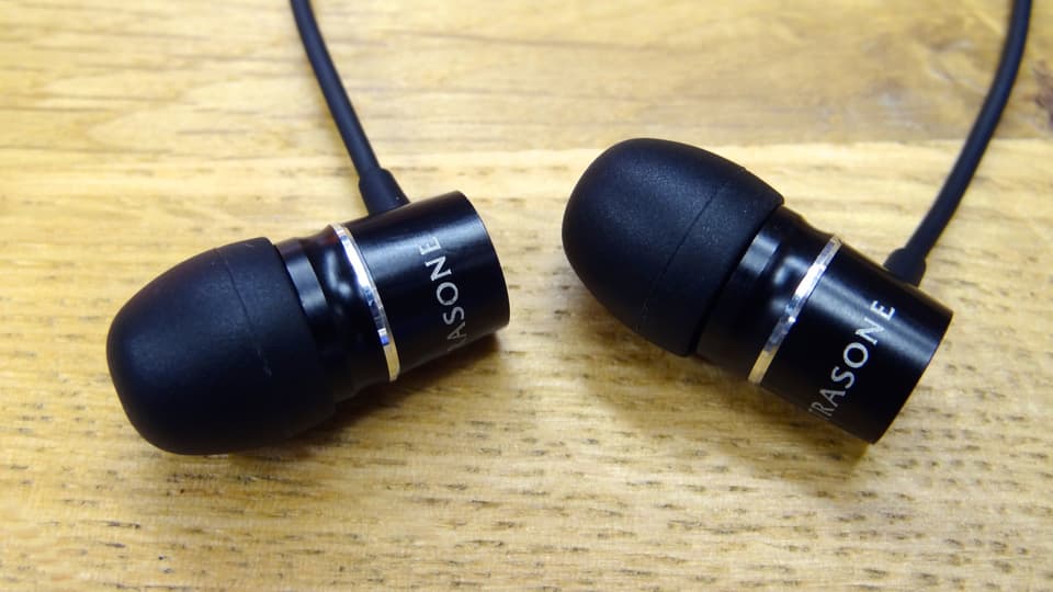 Schwarze Kopfhörer von Pyco, Model P2.