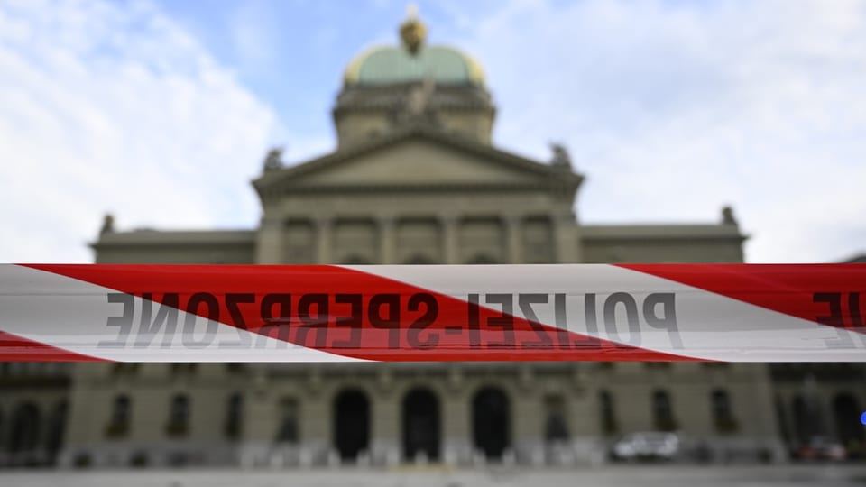 Schweizer Städte verhängen Demoverbote