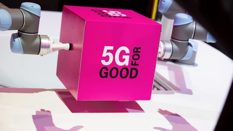 Mobilfunk Versteigerung Salt Sunrise Und Swisscom Ersteigern 5g Mobilfrequenzen News Srf