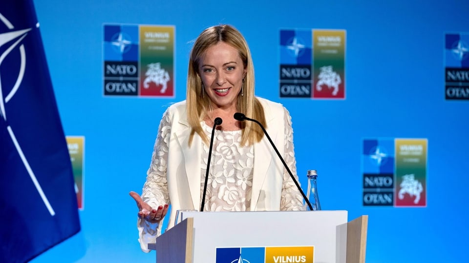 Giorgia Meloni bei einer Pressekonferenz zum Abschluss des Nato-Gipfels in Vilnius am 12. Juli 2023. 