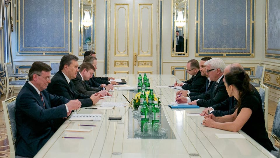 Witkor Janukowitsch verhandelt mit westlichen Aussenministern über einen Weg aus der Ukraine-Krise, 20. Februar 2014