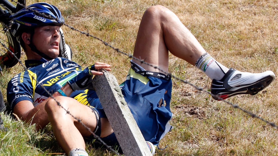 Rad Johnny Hoogerland erneut schwer gestürzt Sport SRF