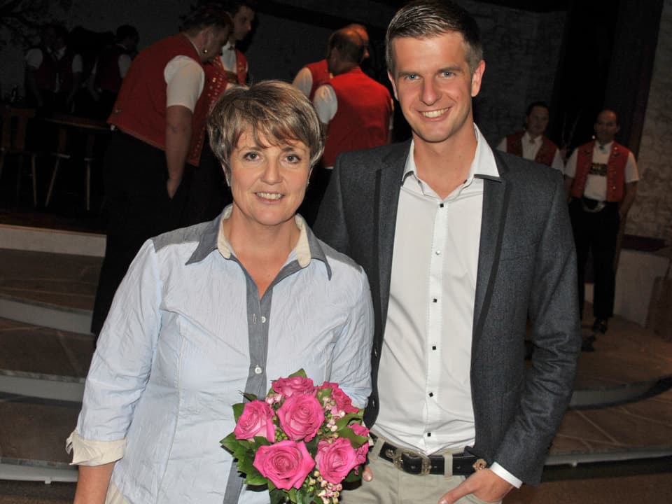 Chantal Reusser mit Gastgeber Nicolas Senn.