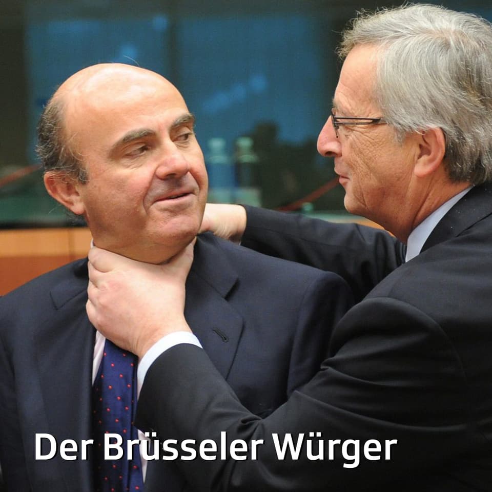 Spanien im Würgegriff der EU: Am Rande eines Ministertreffens in Brüssel 2012 geht Jean-Claude Juncker dem spanischen Wirtschaftsminister spasseshalber an die Gurgel.