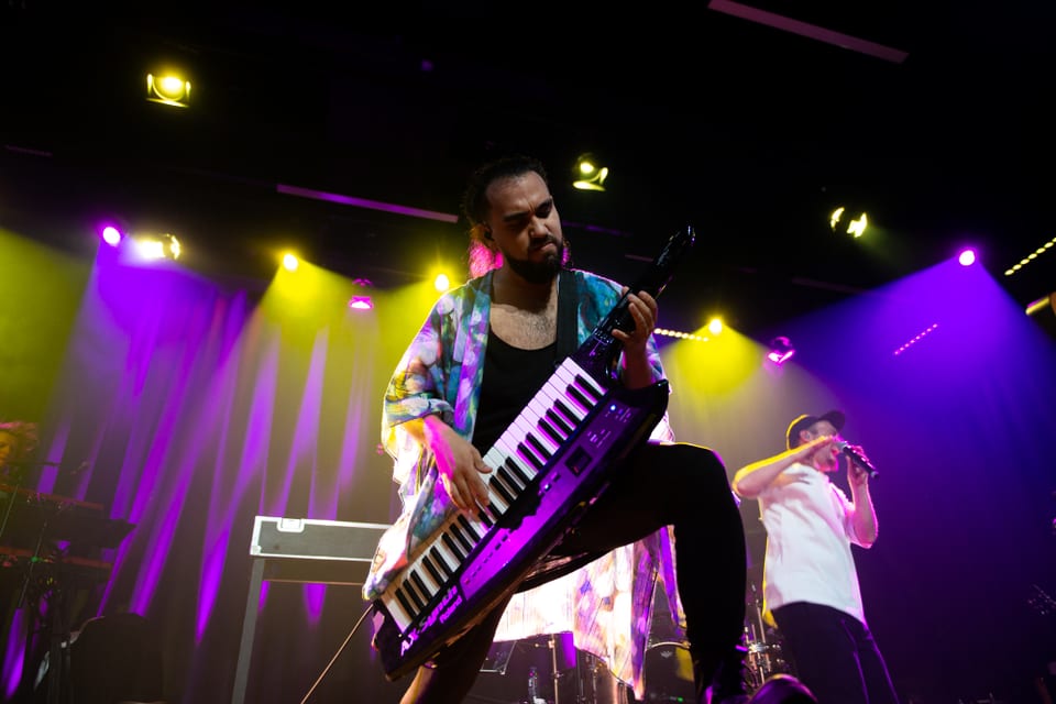 Kenny und seine Keytar