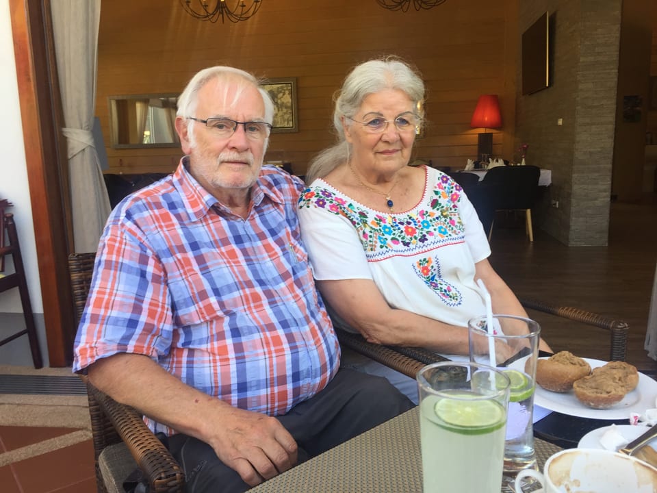 Das Ehepaar Ursula (rechts) und Mario Polla fühlen sich in der Altersresidenz wohl. 