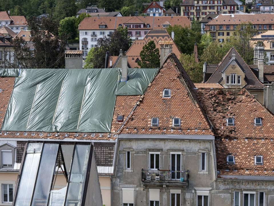 Beschädigte Dächer in La-Chaux-de-Fonds