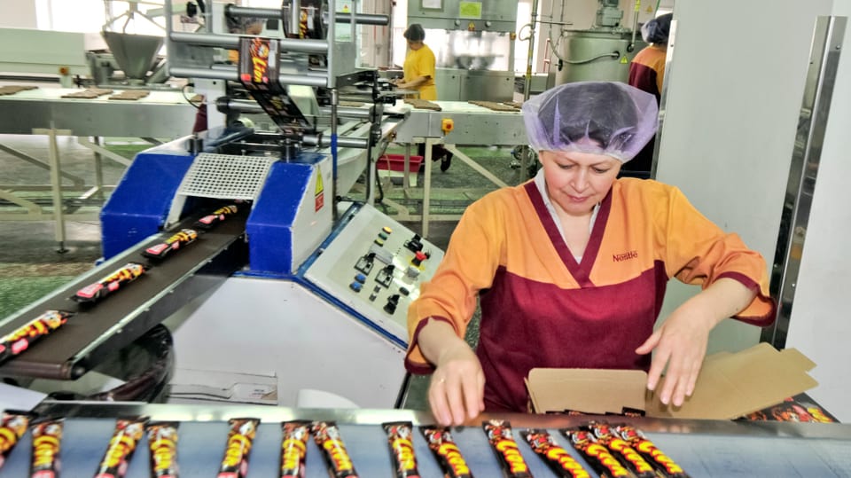 Nestlé baut eine neue Nahrungsmittelfabrik in der Westukraine.