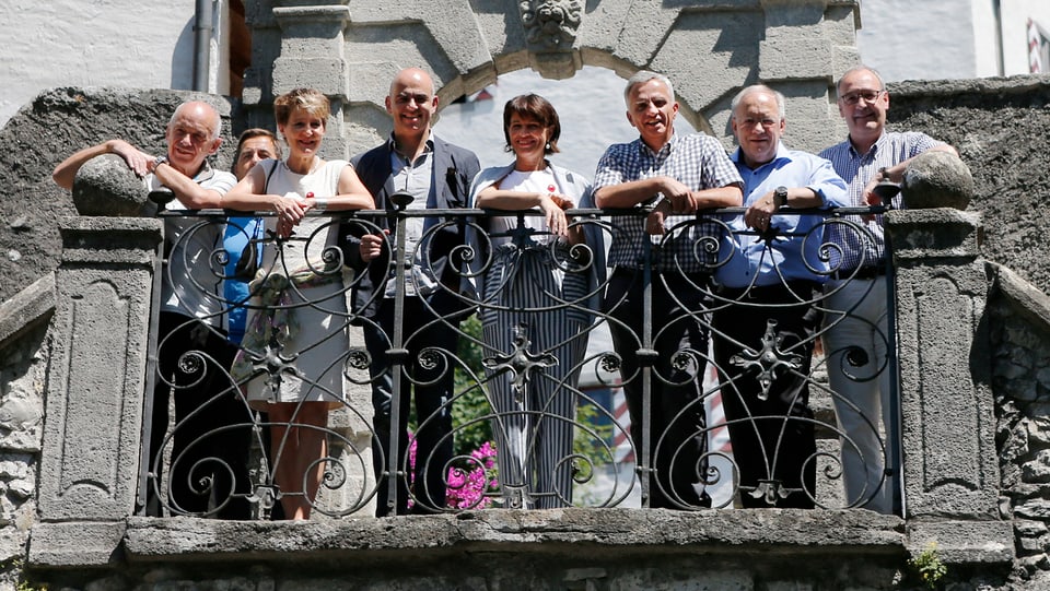 Gruppenfoto Bundesrat auf Schloss Wildegg
