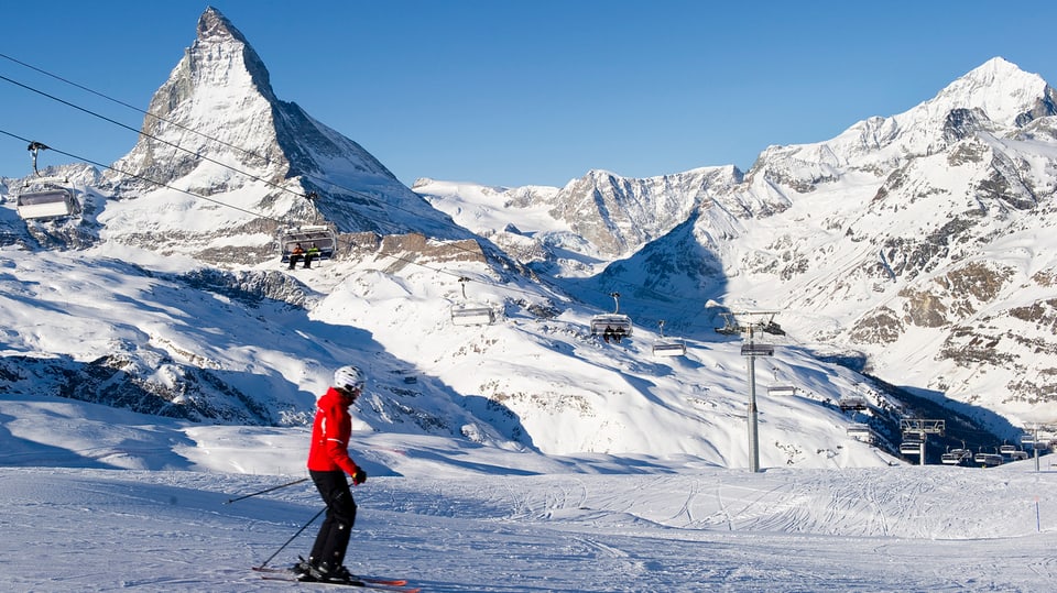 Skifahrer vor dem Matterhorn