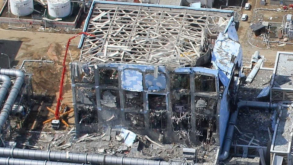 Die Ruine des Reaktorgebäudes in Fukushima, das zerstört 2011 zerstört wurde