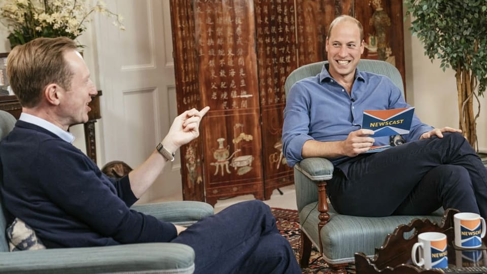 Prinz William spricht mit einem Journalisten in einem Interview