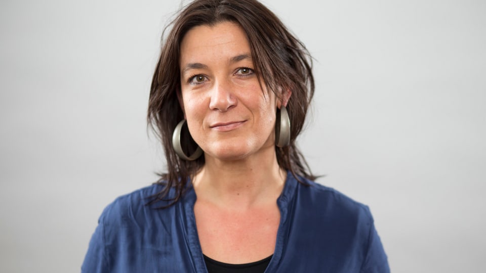Porträt von Christina Reusser, die für die Luzerner Grünen für einen Sitz im Regierungsrat kandidieren will.