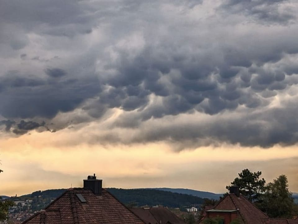 Mammatus über Zurich  