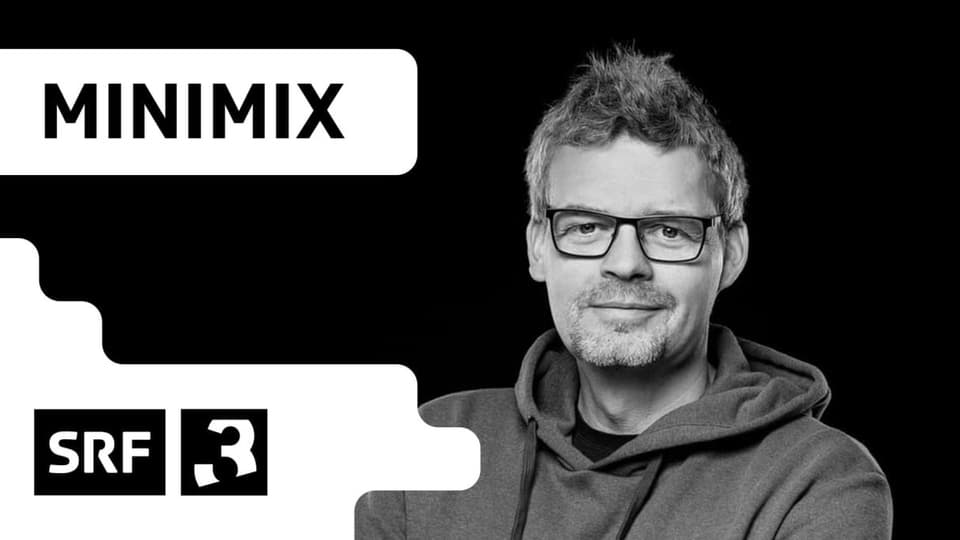 Matthias Völlm mit dem Sendelogo MiniMix von Radio SRF 3.