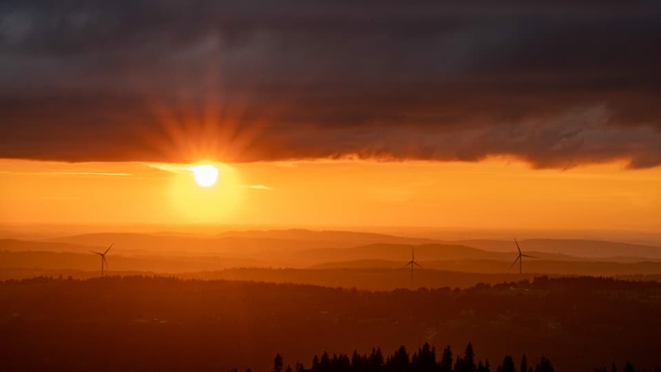 Sonnenuntergang am Samstag auf dem Chasseral.