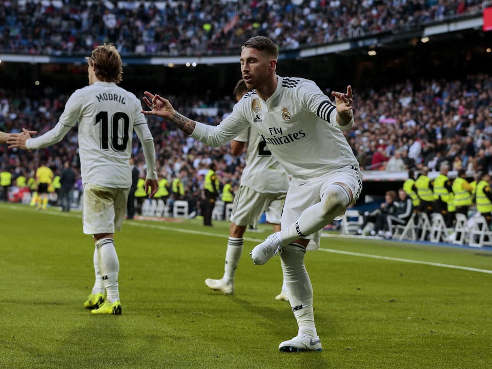 Sergio Ramos von Real Madrid bejubelt seinen Torerfolg.