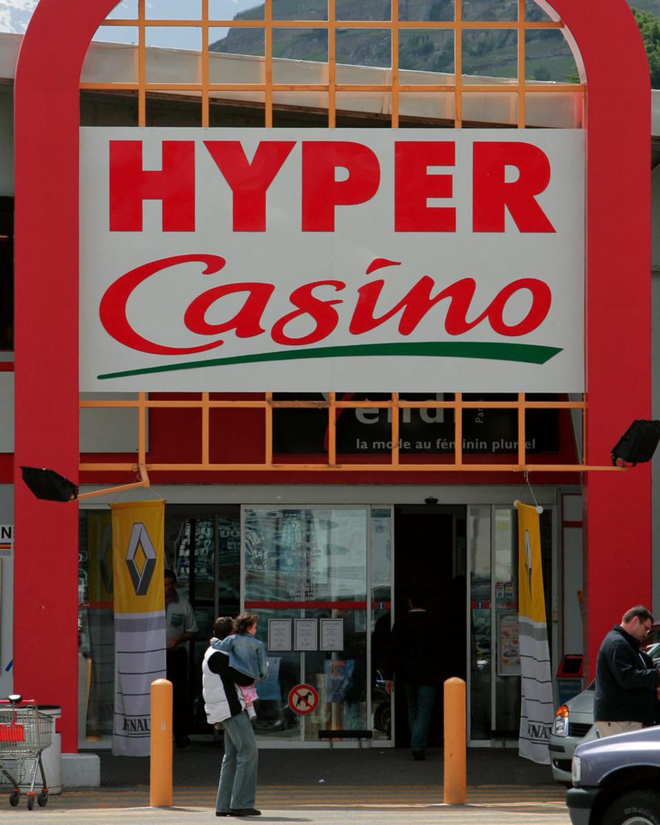 Hyper-Casino-Laden in Uvrier im Wallis. (keystone)