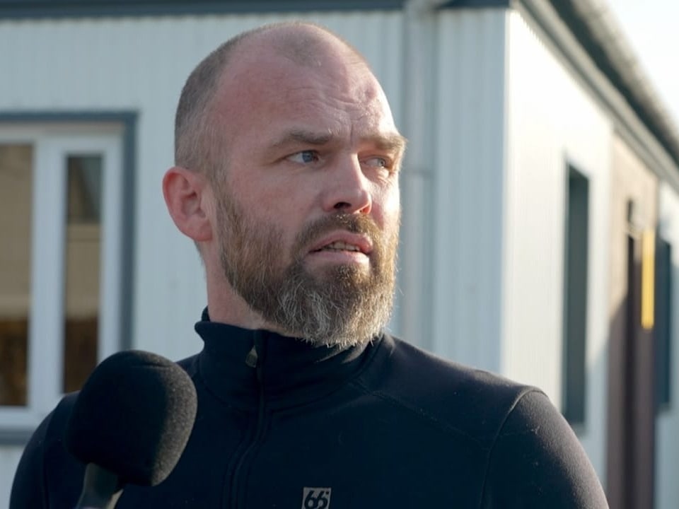 Auf dem Bild ist Stefán Jónsson zu sehen.