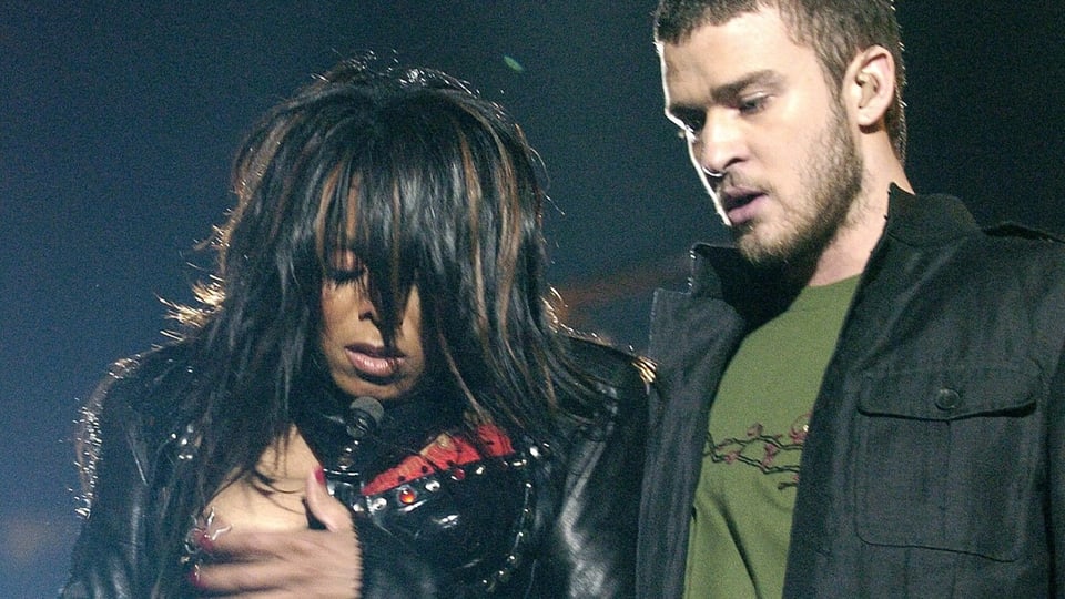 Janet Jackson und Justin Timberlake während ihrer Performance am Superbowl 2004.
