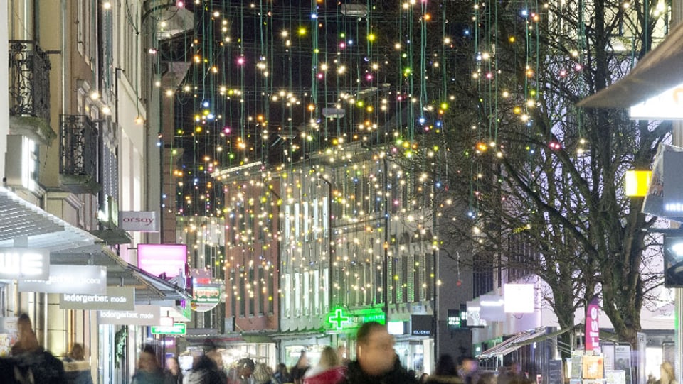 Weihnachts-Beleuchtung in St. Gallen und Baden am effizientesten