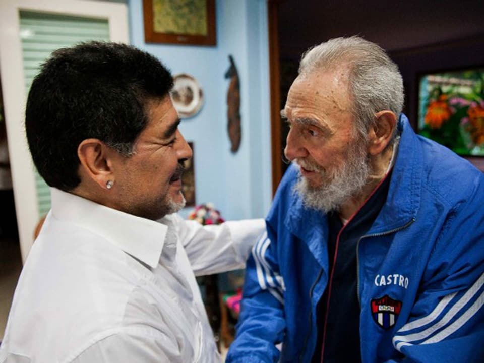 Diego Maradona mit Fidel Castro