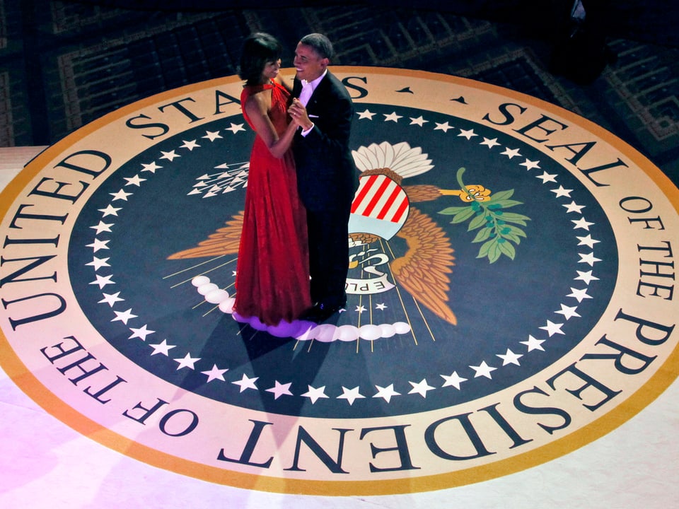 Obama und seine Frau Michelle tanzen auf dem Inaugurationsball 2013