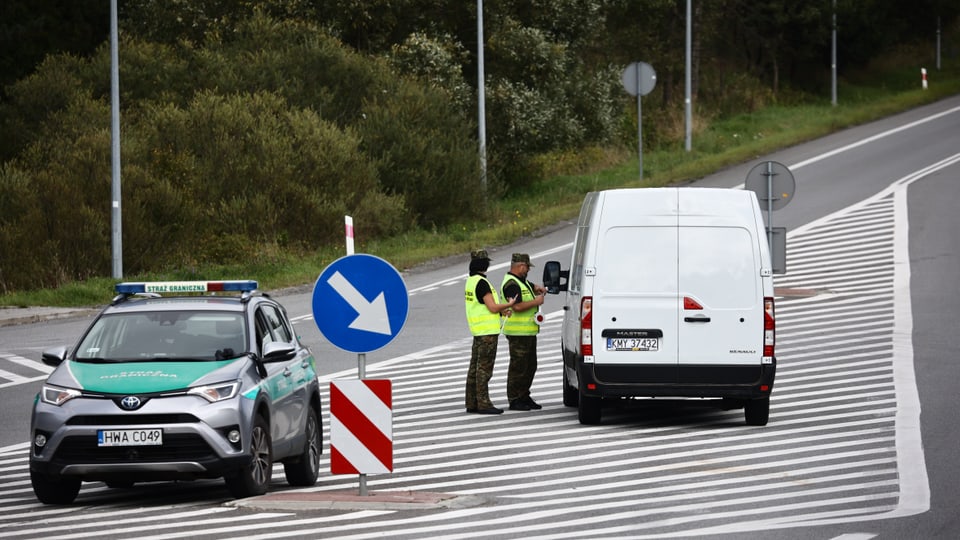 Grenzkontrolle bei Autobahn