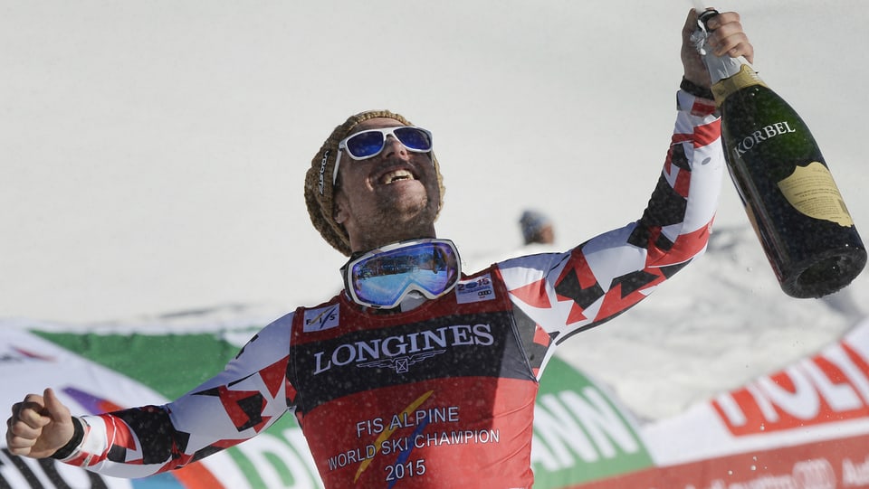 Slalom-Spezialist Marcel Hirscher kostet seinen Kombi-SIeg aus.