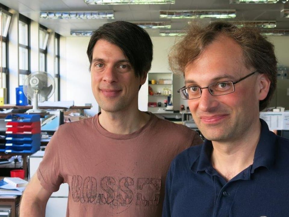 Die Elektroingenieure Benjamin Habegger (links) und Michael Gasser.