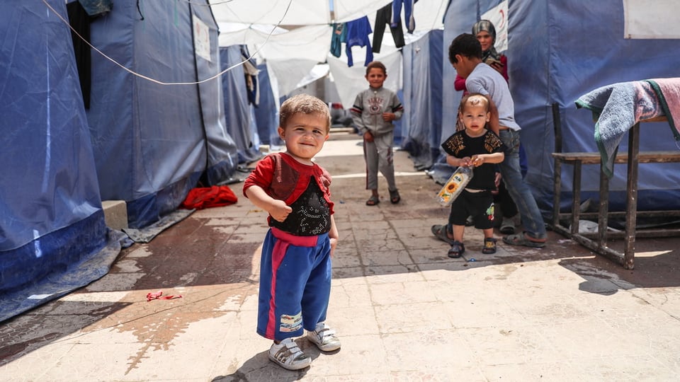 Kinder in einem Flüchtlingscamp.