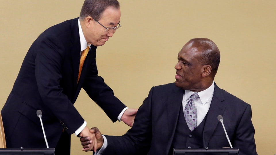 UNO-Generalsekretär Ban Ki Moon und der ehemalige Präsident der UNO-Generalversammlung, John Ashe