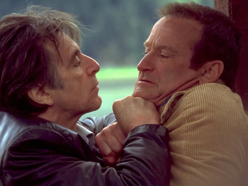 Al Pacino nimmt Robin Williams beim Kragen