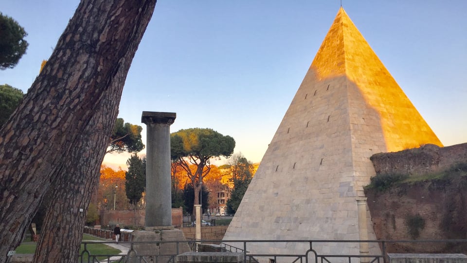 Das pyramidenförmige Grab des Gaius Cestius