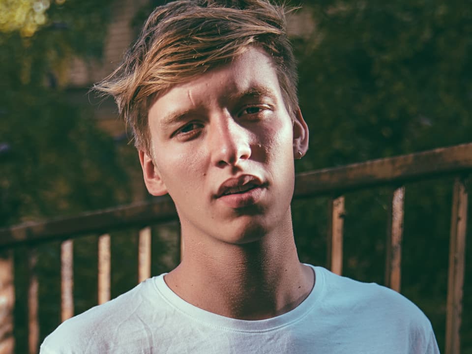 GEORGE EZRA - Das sagten wir im Januar: «Wenn nicht er, wer dann?» Sein kräftiger Blues-Pop stimmte optimistisch, dass dieser junge Mann gekommen ist, um zu bleiben.