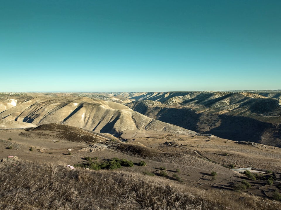Blick von Süden her in die Pufferzone am Golan. (Michael Calabrò)