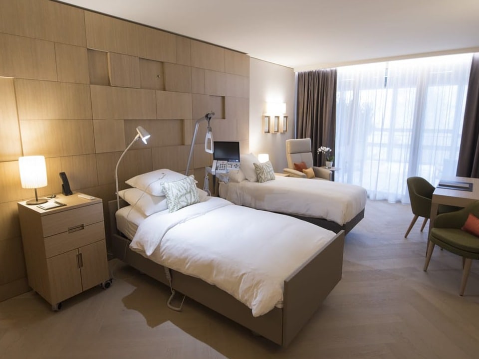 Zimmer mit zwei Reha-Betten