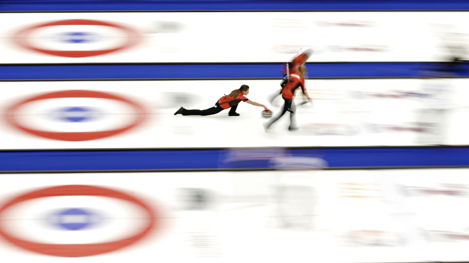 Die Curling-WM der Frauen ist in vollem Gange.