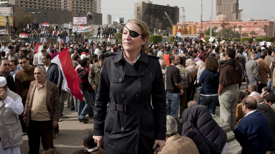 Marie Colvin 2012 auf dem Tahrir Platz in Kairo