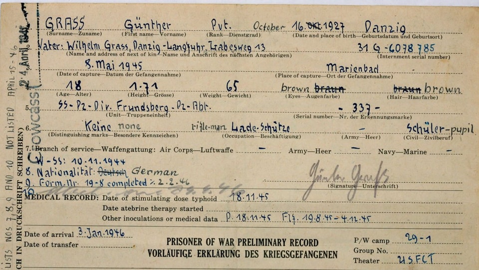 Auf einem alten Dokument der Kriegsgefangenschaft ist die Waffeneinheit von Günter Grass vermerkt.