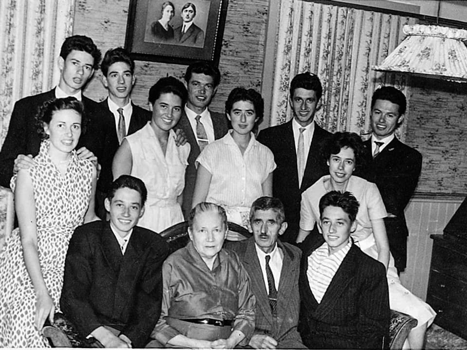 Familienbild (um 1957).