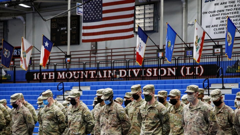 Soldaten während der Begrüssungszeremonie