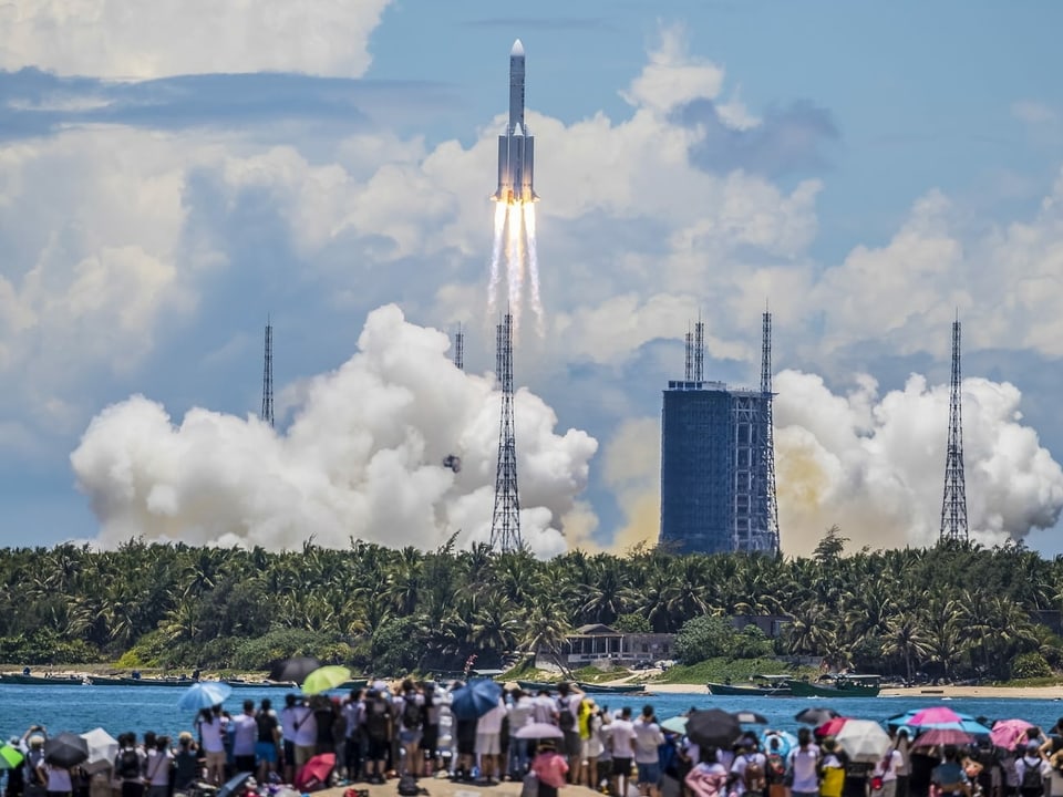 Start der ersten Mars-Mission Chinas in Hainan