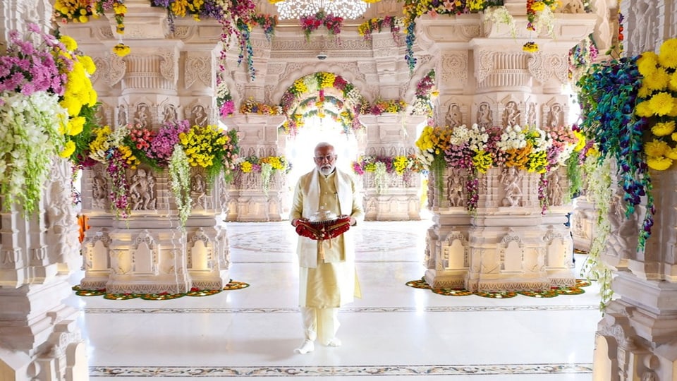 Modi in einem Tempel