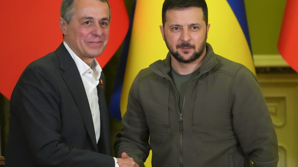 Cassis und Selenski schütteln sich in Kiew die Hand (20. Oktober 2022). 