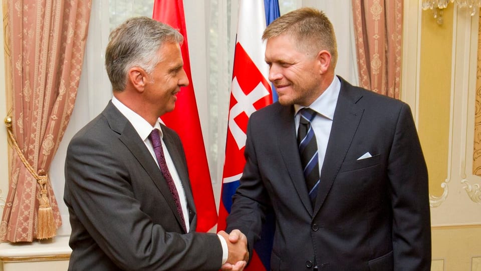 Bundesrat Didier Burkhalter und der slowakische Regierungschef Robert Fico (rechts).